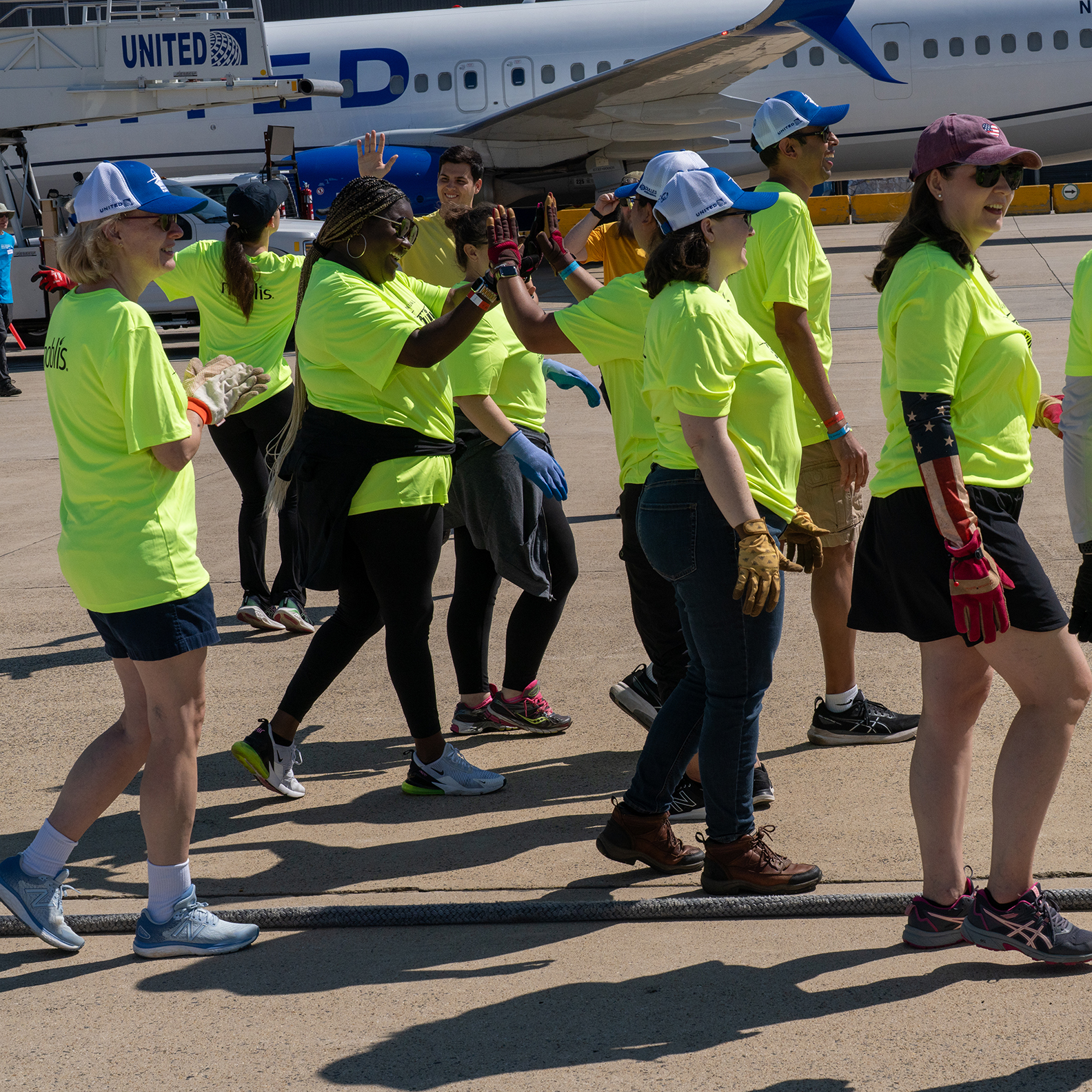 Dulles Plane Pull 2025