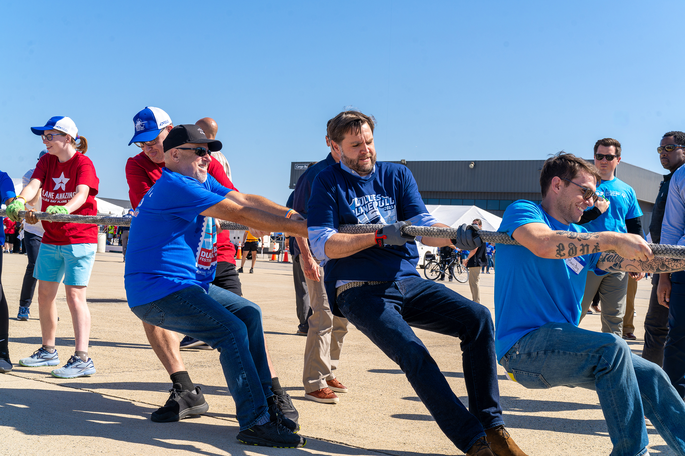 Dulles Plane Pull 2025