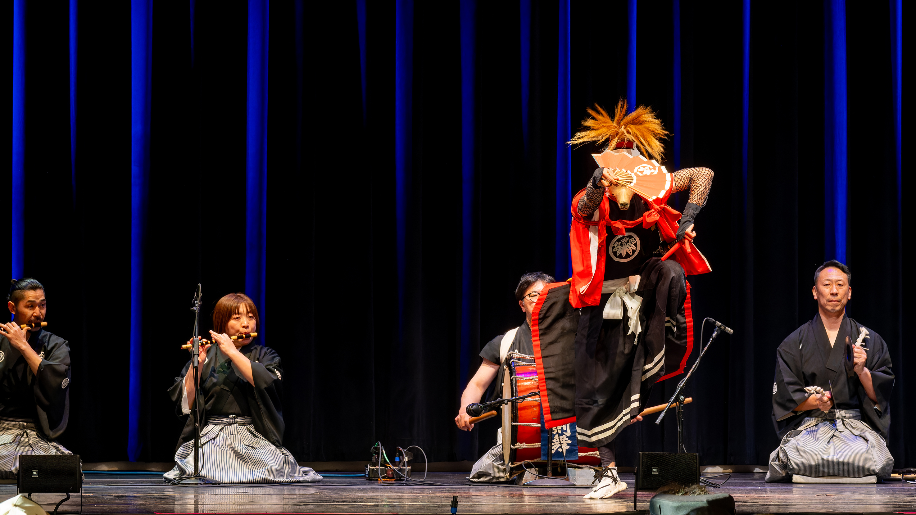 Futago Oni Kenbai performance at the Kennedy Center