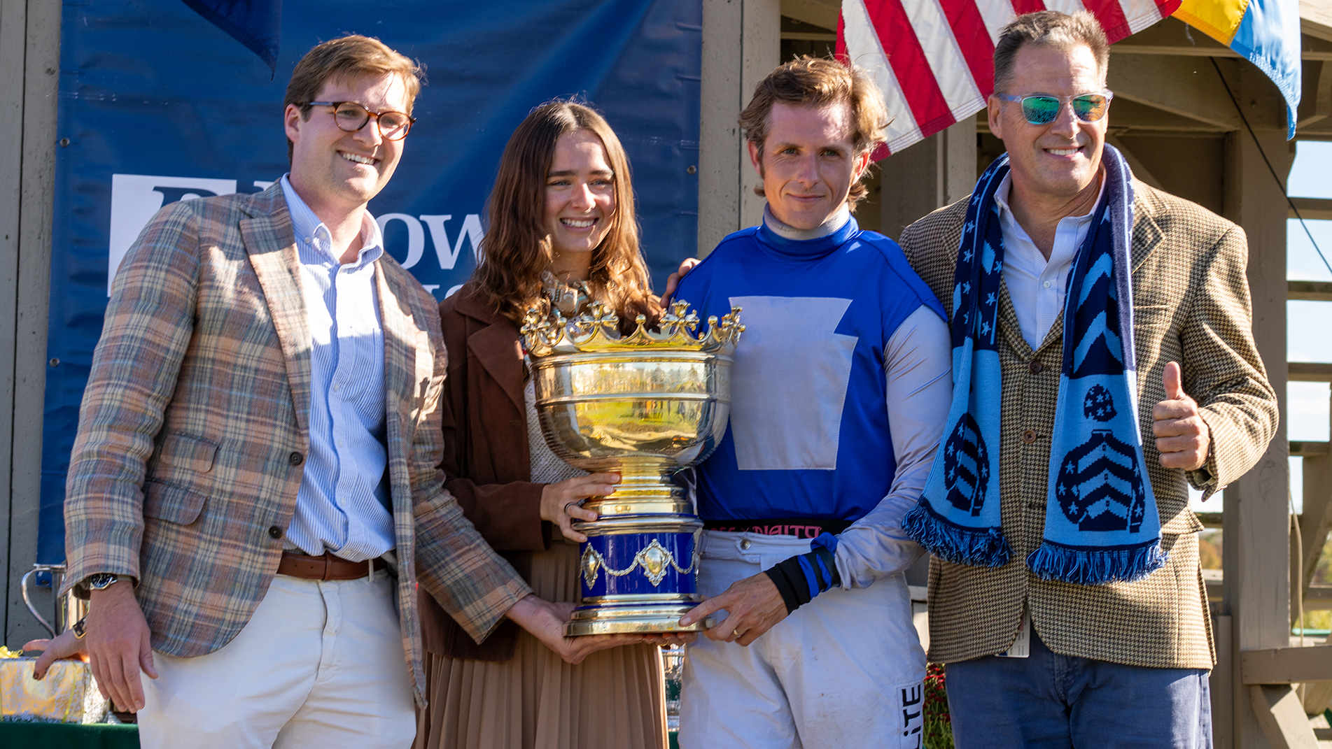 Noah And The Ark winning the International Gold Cup.