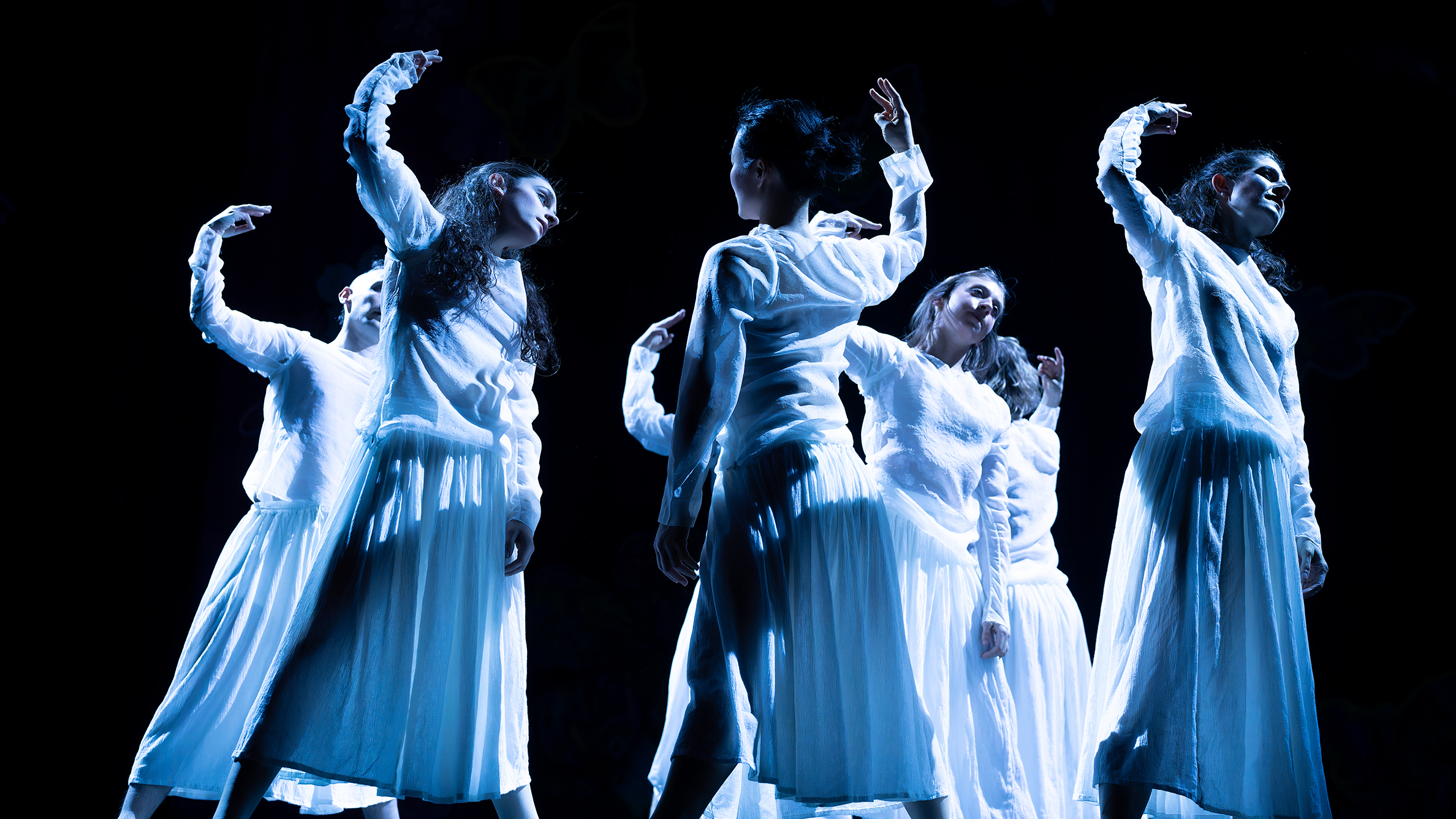 Performance by Takehiro Ueyama and TAKE Dance.