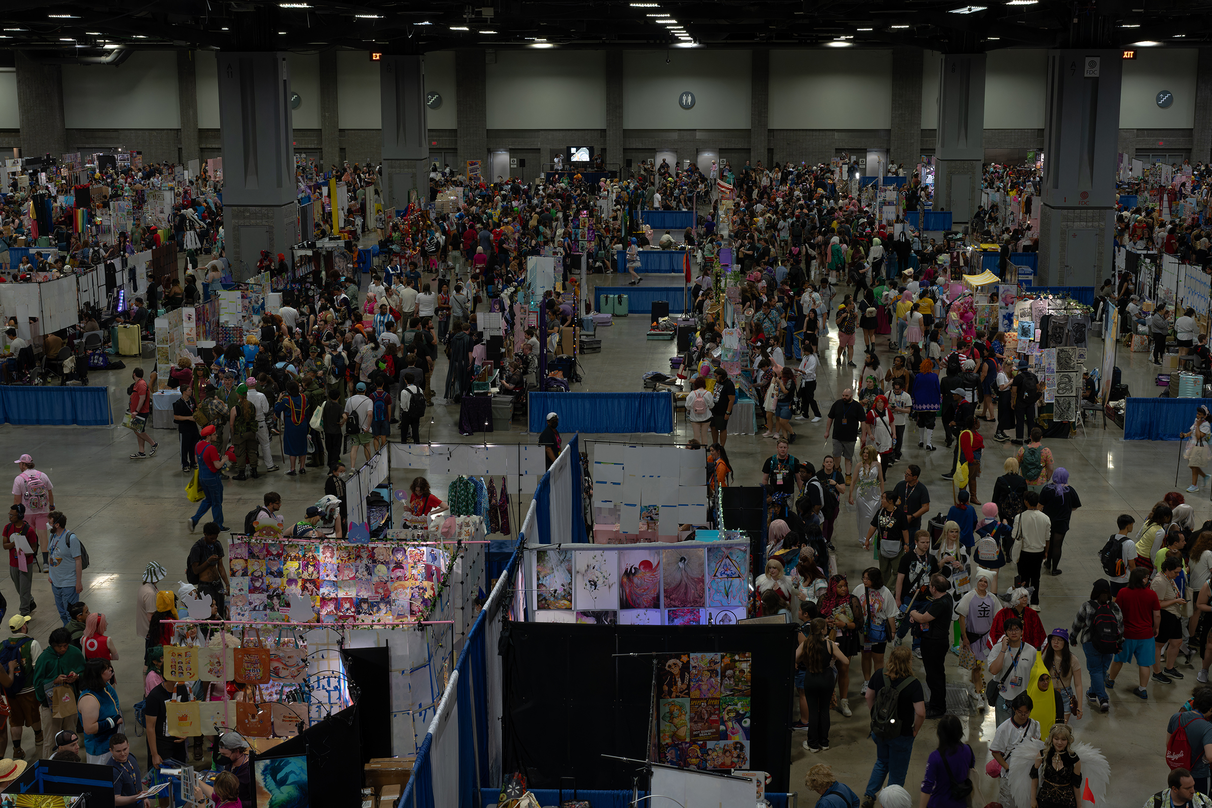 Otakon attendees